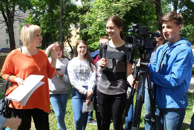 Заступник декана факультету філології та журналістики Галина Петрівна Синоруб дає настанови